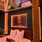 Le Secret De Cleopatre, De Luxe Avec Jacuzzi Et Piece Secrete