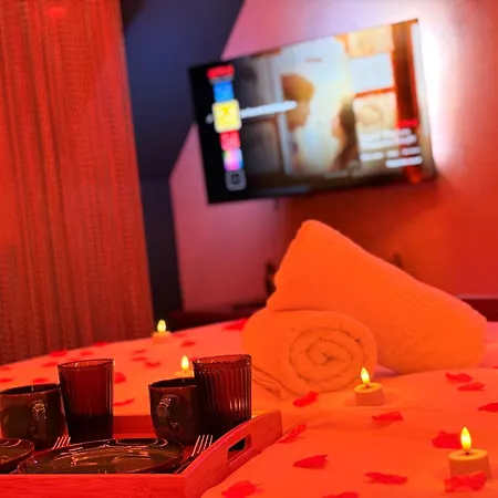 Le Secret De Cleopatre, De Luxe Avec Jacuzzi Et Piece Secrete شقة *