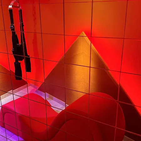 Le Secret De Cleopatre, De Luxe Avec Jacuzzi Et Piece Secrete * Scheibenhard