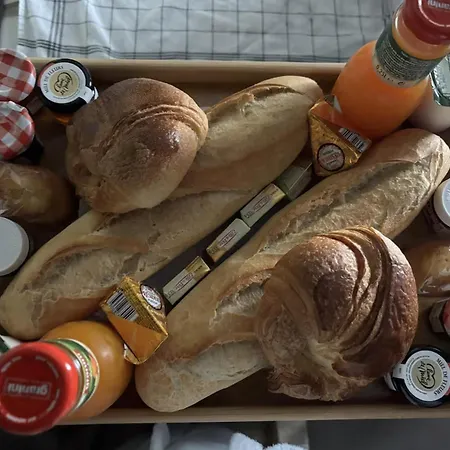 Appartement Le Secret De Cleopatre, De Luxe Avec Jacuzzi Et Piece Secrete