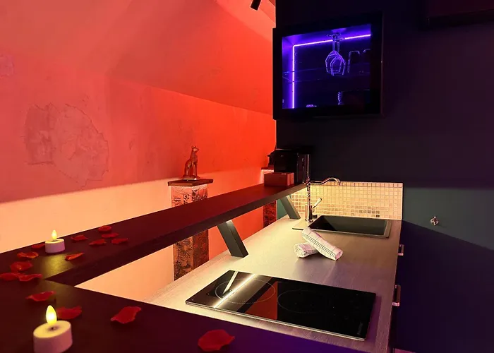 شقة Le Secret De Cleopatre, De Luxe Avec Jacuzzi Et Piece Secrete